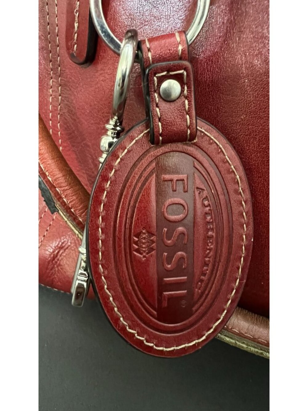 Fossil Red Leather Tote Bag W/ Key Charm & Dual Straps - Picture 2 of 16